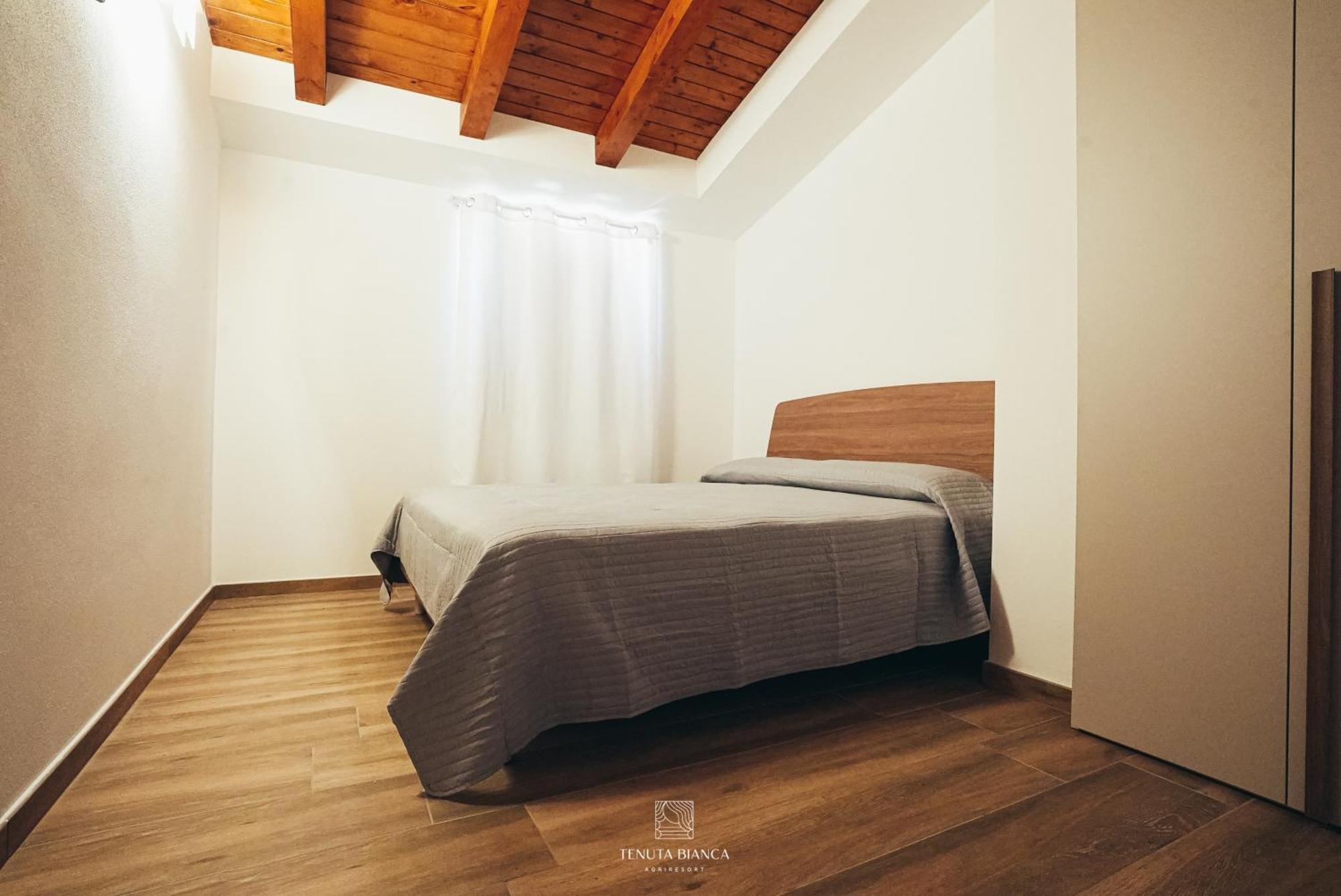 Tenuta Bianca Agriresort Sanza Exteriör bild